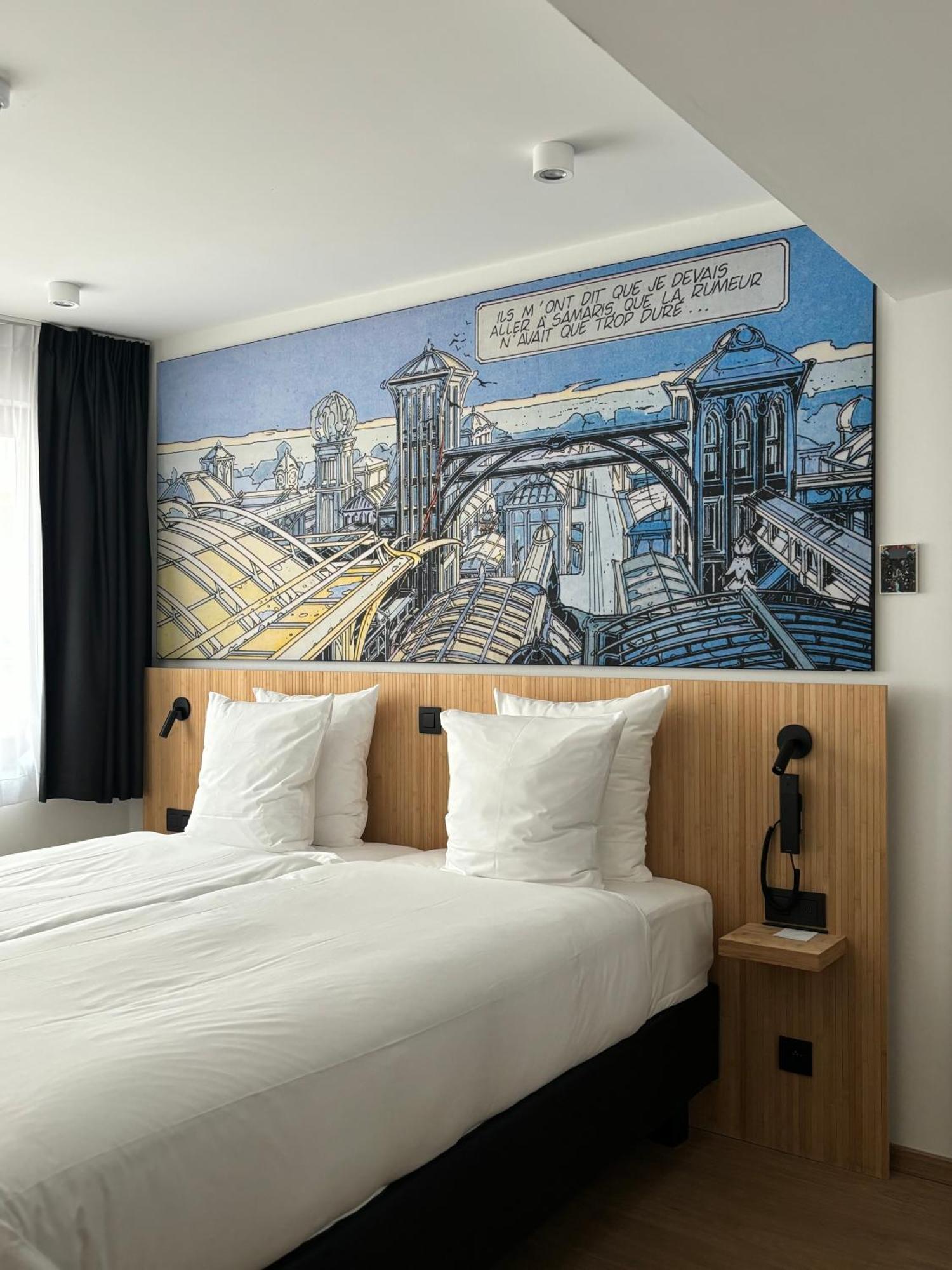 Comic Art Hotel Gent Exteriör bild