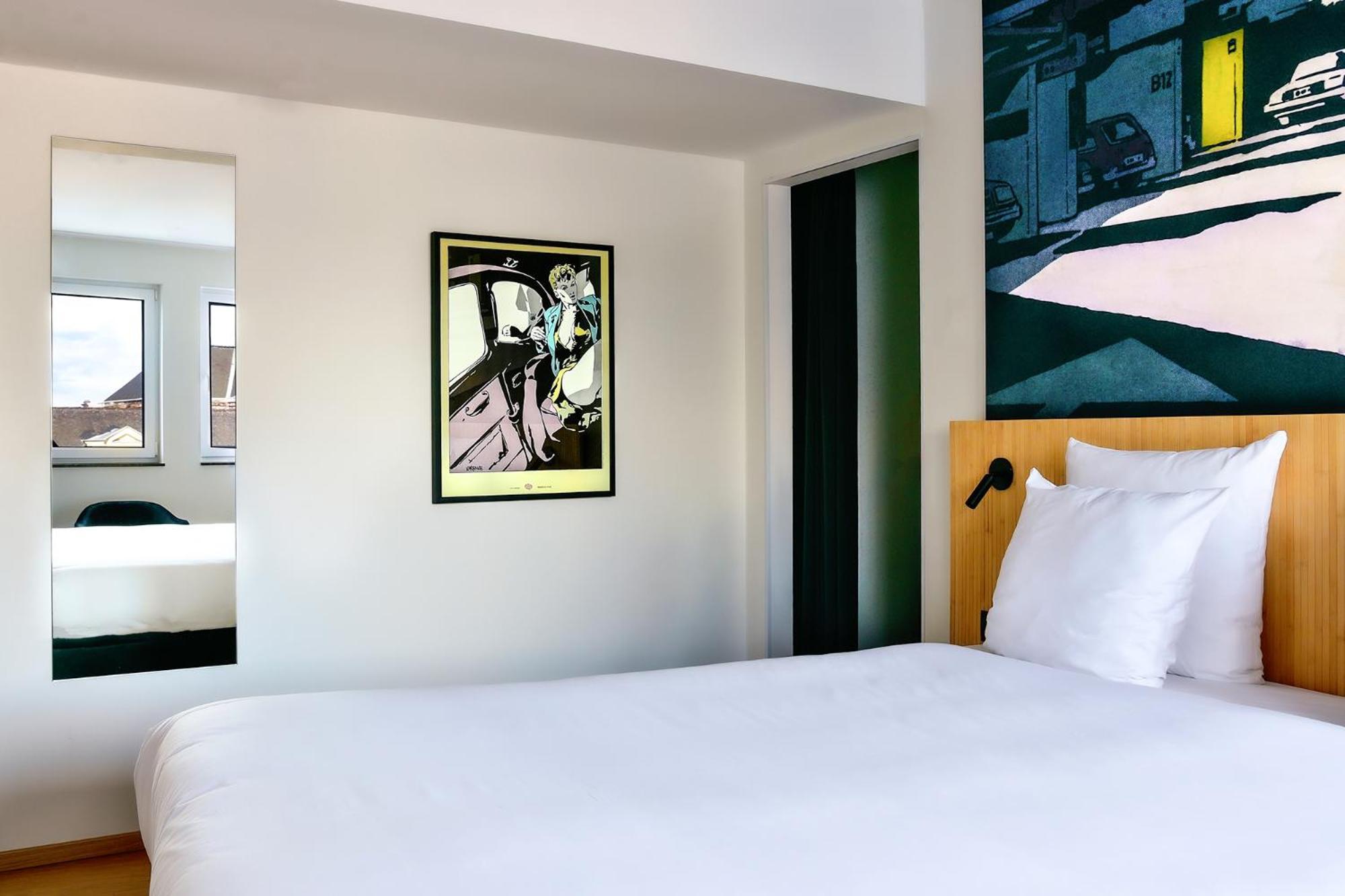 Comic Art Hotel Gent Exteriör bild